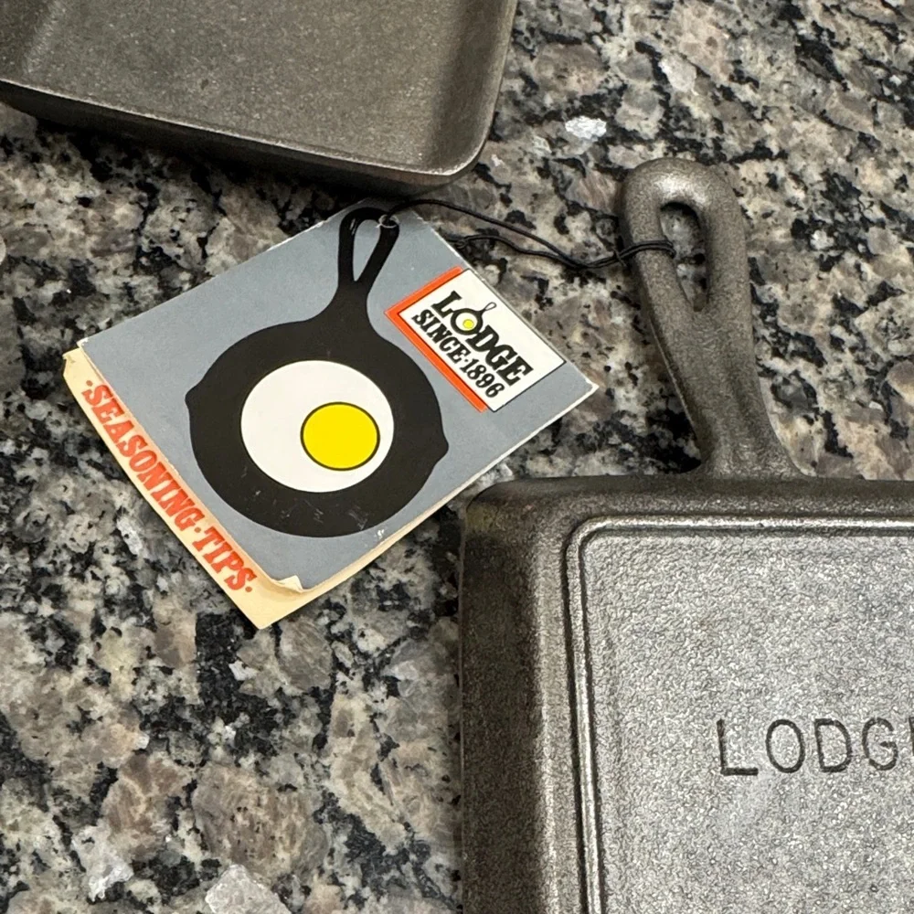 Lodge Square Cast Iron Mini Skillets lot of 6